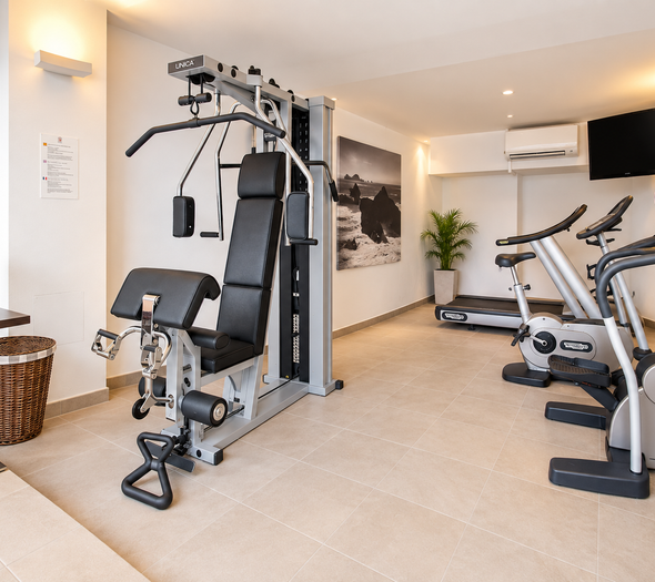 GYMNASE Villa del Mar Hôtel Benidorm GYMNASE Villa del Mar Hôtel Benidorm
